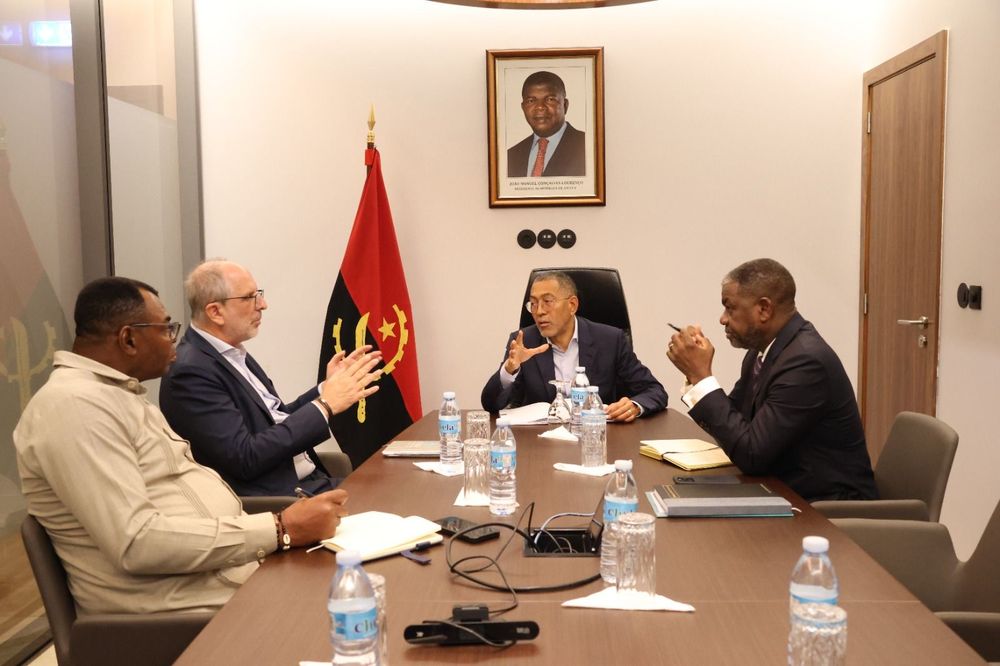 MINISTRO DIAMANTINO AZEVEDO ABORDA SOBRE ACTUALIZAÇÕES DAS OPERAÇÕES DA AZULE ENERGY EM ANGOLA MINISTRO DIAMANTINO AZEVEDO ABORDA SOBRE ACTUALIZAÇÕES DAS OPERAÇÕES DA AZULE ENERGY EM ANGOLA