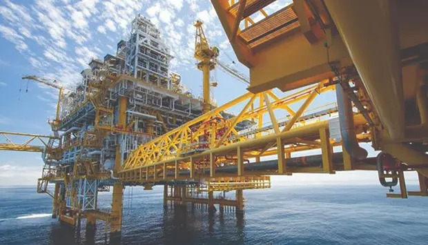 RECEITAS FISCAIS PETROLÍFERAS ALCANÇAM MAIS DE 970 MIL MILHÕES DE KWANZAS RECEITAS FISCAIS PETROLÍFERAS ALCANÇAM MAIS DE 970 MIL MILHÕES DE KWANZAS