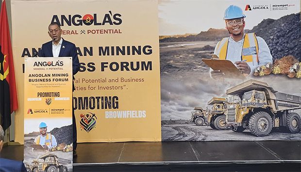 MIREMPET REALIZA CONFERÊNCIA SOBRE INVESTIMENTO NO SECTOR NA PROVÍNCIA DO CUANZA-NORTE MIREMPET REALIZA CONFERÊNCIA SOBRE INVESTIMENTO NO SECTOR NA PROVÍNCIA DO CUANZA-NORTE