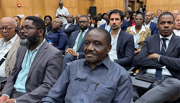 DIAMANTE NATURAL: LÍDERES DO SECTOR ANALISAM ESTRATÉGIAS PARA VALORIZAÇÃO DA PRODUÇÃO ANGOLANA DIAMANTE NATURAL: LÍDERES DO SECTOR ANALISAM ESTRATÉGIAS PARA VALORIZAÇÃO DA PRODUÇÃO ANGOLANA