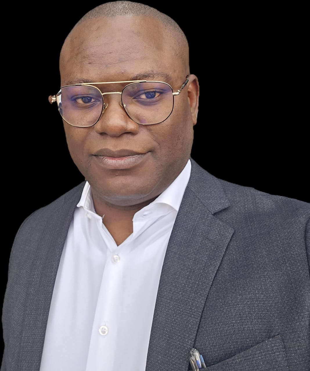 DO PAPEL AO CÓDIGO – WALTER HINDA* DO PAPEL AO CÓDIGO – WALTER HINDA*