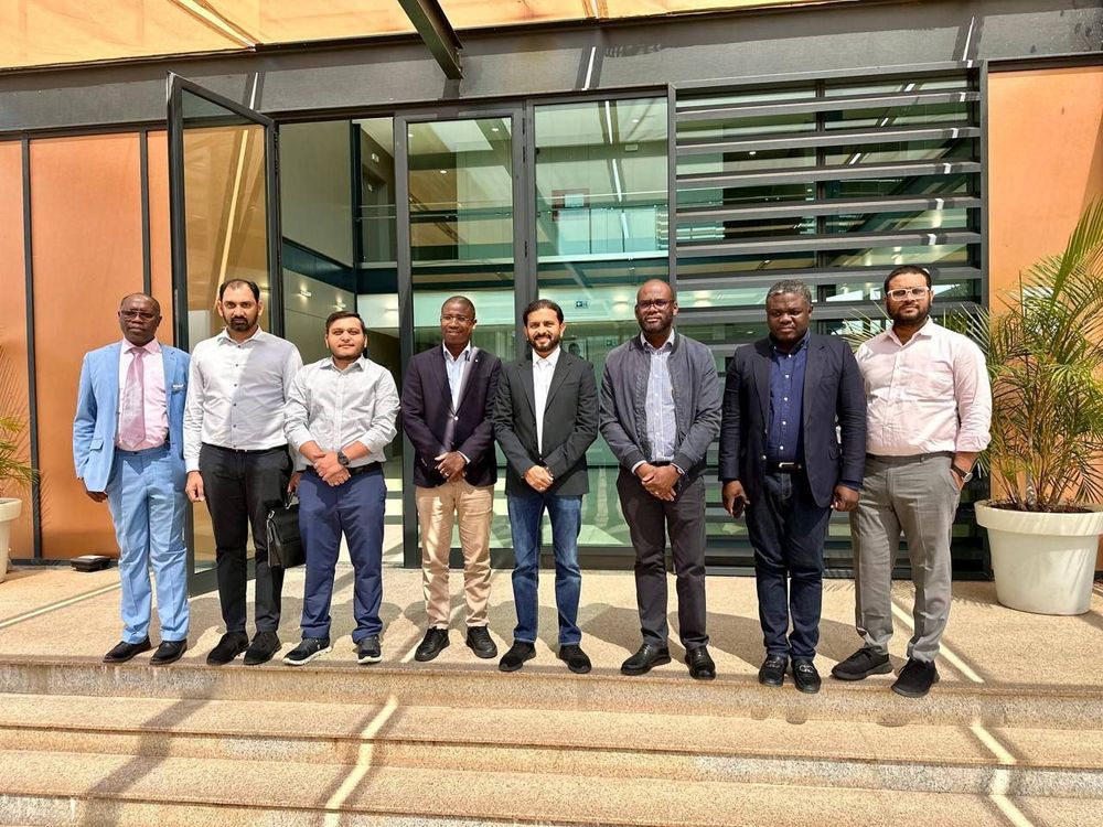 LAPIDADORA DE DIAMANTES HARI KRISHNA EXPORTS INTERESSADA EM INVESTIR EM ANGOLA LAPIDADORA DE DIAMANTES HARI KRISHNA EXPORTS INTERESSADA EM INVESTIR EM ANGOLA