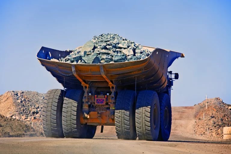 MINA DE SIMANDOU: A ‘CARAJÁS AFRICANA’ QUE DESAFIA O REINADO DA VALE MINA DE SIMANDOU: A ‘CARAJÁS AFRICANA’ QUE DESAFIA O REINADO DA VALE