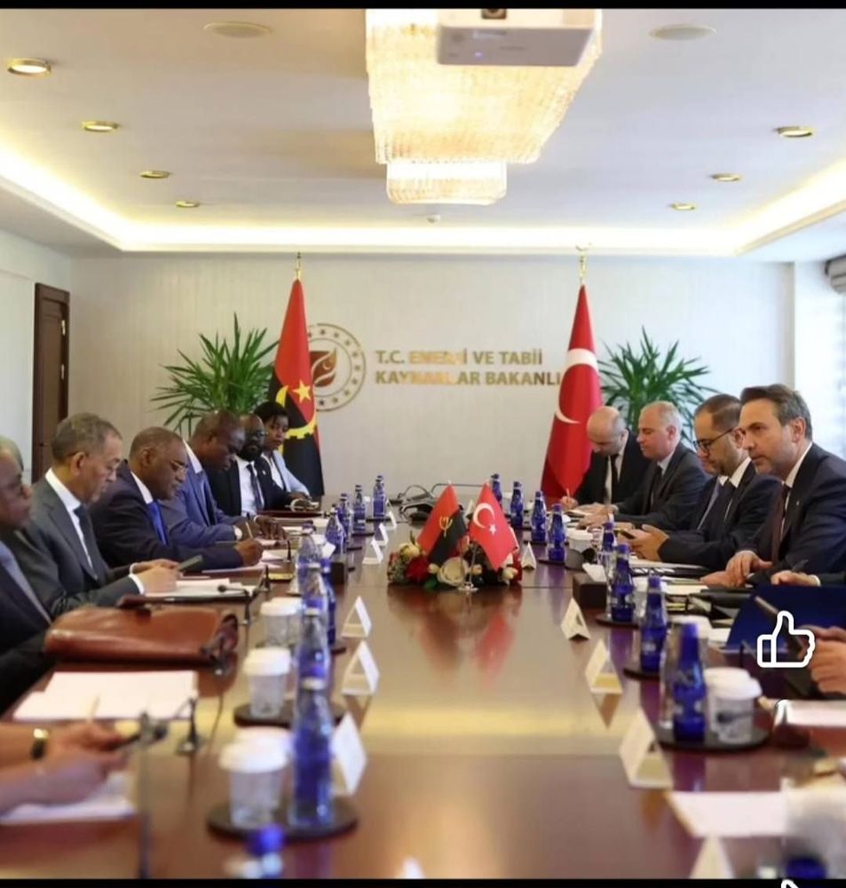 DIAMANTINO AZEVEDO CONVIDA INVESTIDORES TURCOS PARA SECTOR ECONÓMICO ANGOLANO DIAMANTINO AZEVEDO CONVIDA INVESTIDORES TURCOS PARA SECTOR ECONÓMICO ANGOLANO