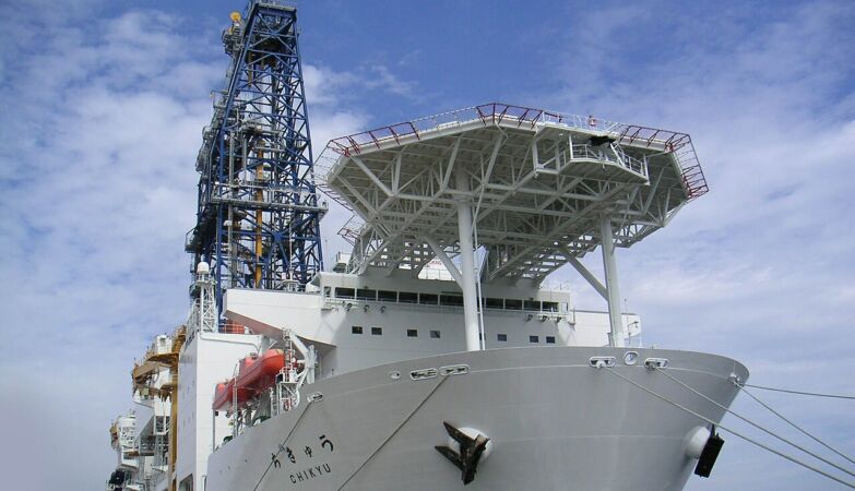 MINERAR MINAMITORI: JAPÃO VAI SER O PRIMEIRO PAÍS DO MUNDO A PROCURAR METAIS PRECIOSOS EM ÁGUAS PROFUNDAS