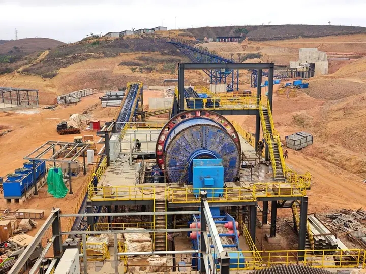 ANGOLA REACTIVA MINA DE COBRE EM MAVOIO ANGOLA REACTIVA MINA DE COBRE EM MAVOIO