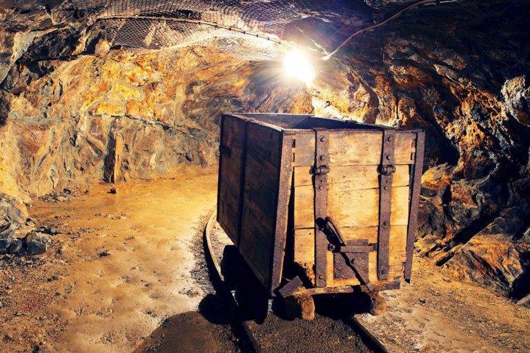 NEVADA: ESTADOS UNIDOS ADQUIRE PARTICIPAÇÃO NA EMPRESA QUE OPERA UMA DAS MAIORES MINAS DE LÍTIO DO MUNDO NEVADA: ESTADOS UNIDOS ADQUIRE PARTICIPAÇÃO NA EMPRESA QUE OPERA UMA DAS MAIORES MINAS DE LÍTIO DO MUNDO