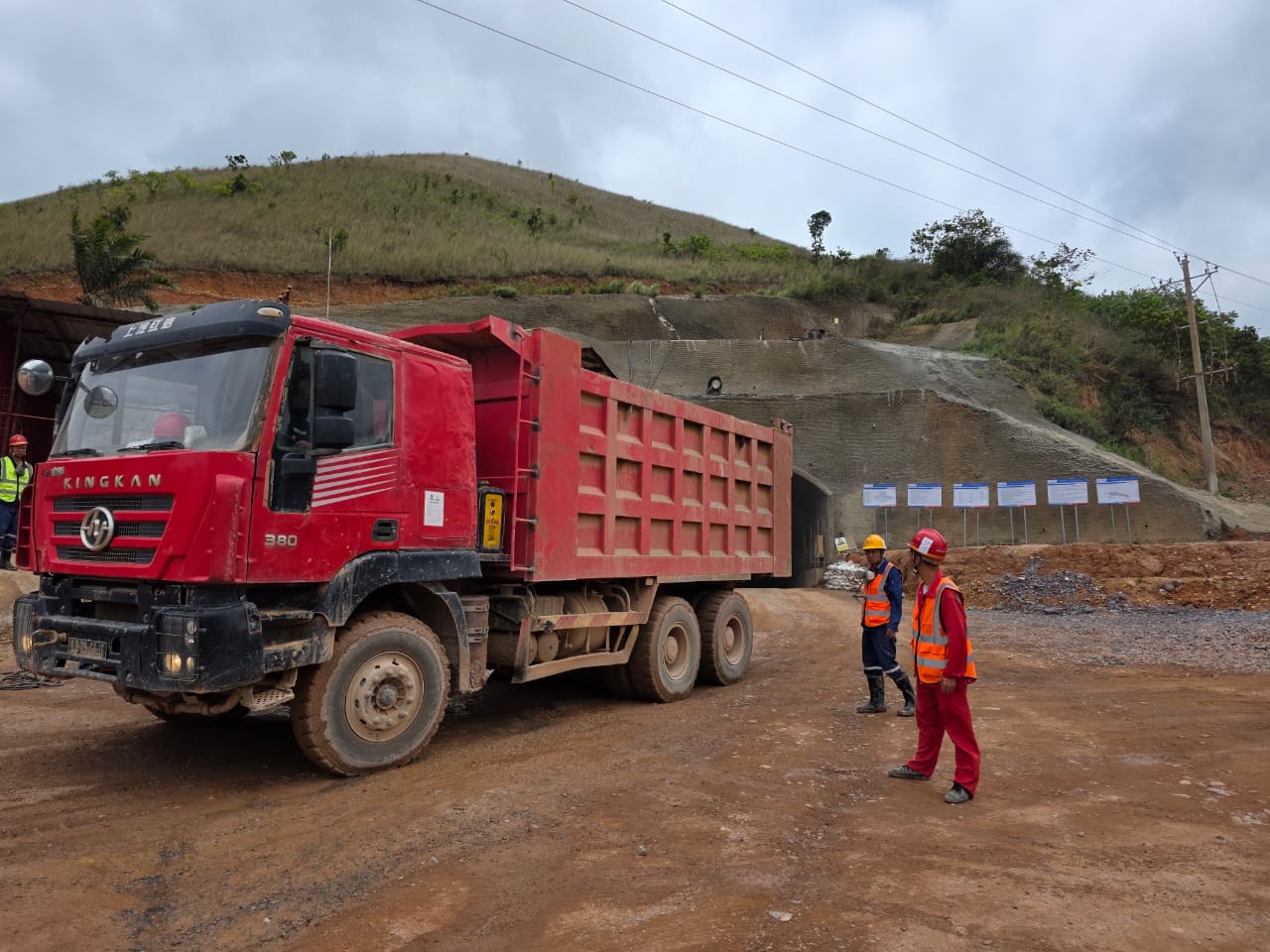 PRODUÇÃO DE COBRE EM ANGOLA REPRESENTA UM MARCO HISTÓRICO NO SECTOR MINEIRO PRODUÇÃO DE COBRE EM ANGOLA REPRESENTA UM MARCO HISTÓRICO NO SECTOR MINEIRO