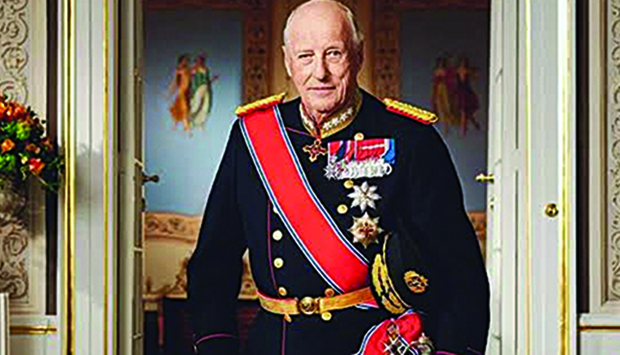 CHEFE DE ESTADO ANGOLANO CONSTERNADO COM A MORTE DO REI HARALD V