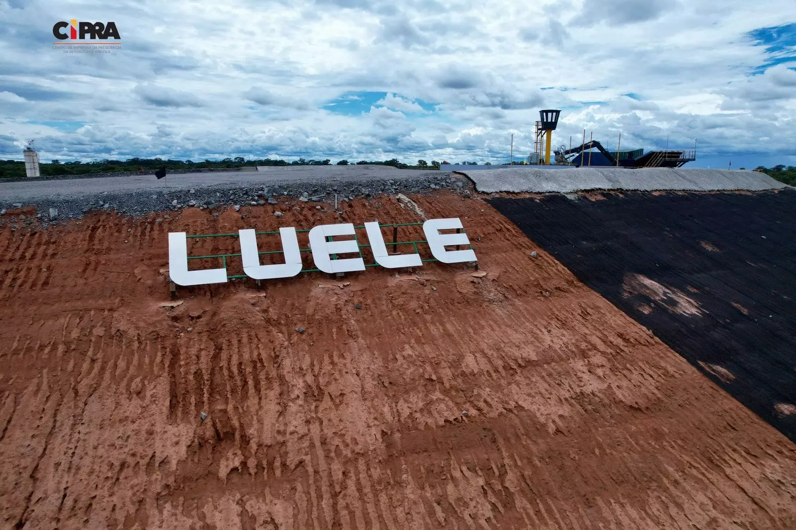 SEGUNDA MAIOR MINA DE DIAMANTES DE ANGOLA CONQUISTA TRIPLA CERTIFICAÇÃO INTERNACIONAL ISO SEGUNDA MAIOR MINA DE DIAMANTES DE ANGOLA CONQUISTA TRIPLA CERTIFICAÇÃO INTERNACIONAL ISO