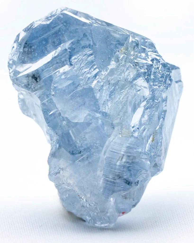 DESCOBERTA DE UM DIAMANTE AZUL GIGANTESCO PODE REESCREVER OS LIVROS DOS RECORDES DESCOBERTA DE UM DIAMANTE AZUL GIGANTESCO PODE REESCREVER OS LIVROS DOS RECORDES