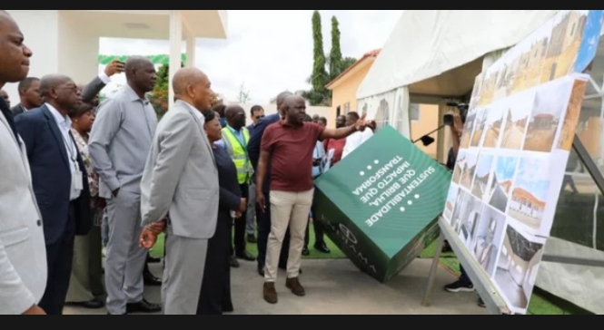 ORÇADO EM QUASE SEIS MILHÕES DE USD: ENDIAMA INAUGURA PROJECTO HABITACIONAL COM MAIS DE 80 CASAS ORÇADO EM QUASE SEIS MILHÕES DE USD: ENDIAMA INAUGURA PROJECTO HABITACIONAL COM MAIS DE 80 CASAS