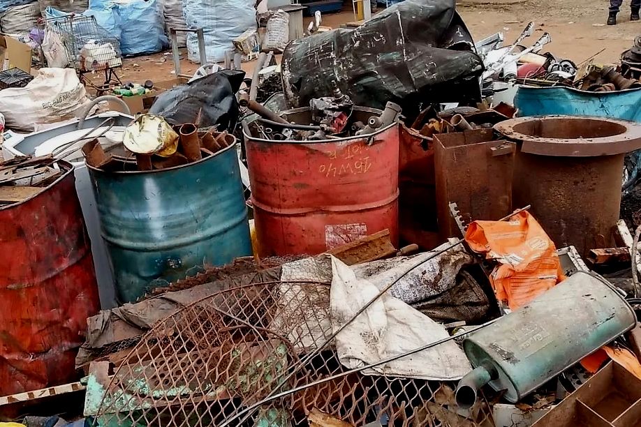 GOVERNO PROÍBE PESAGEM DE METAL FERROSO E NÃO FERROSO EM ANGOLA GOVERNO PROÍBE PESAGEM DE METAL FERROSO E NÃO FERROSO EM ANGOLA