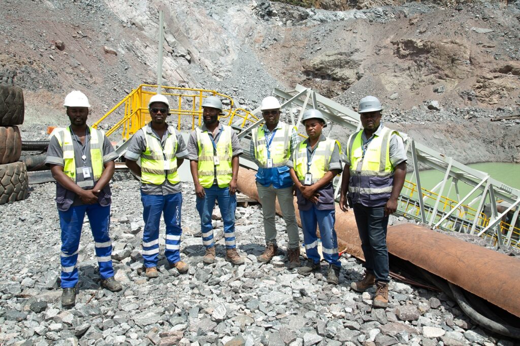 CARTA À TODOS OS PROFISSIONAIS DA MINERAÇÃO: DO SABER À EXTRACÇÃO