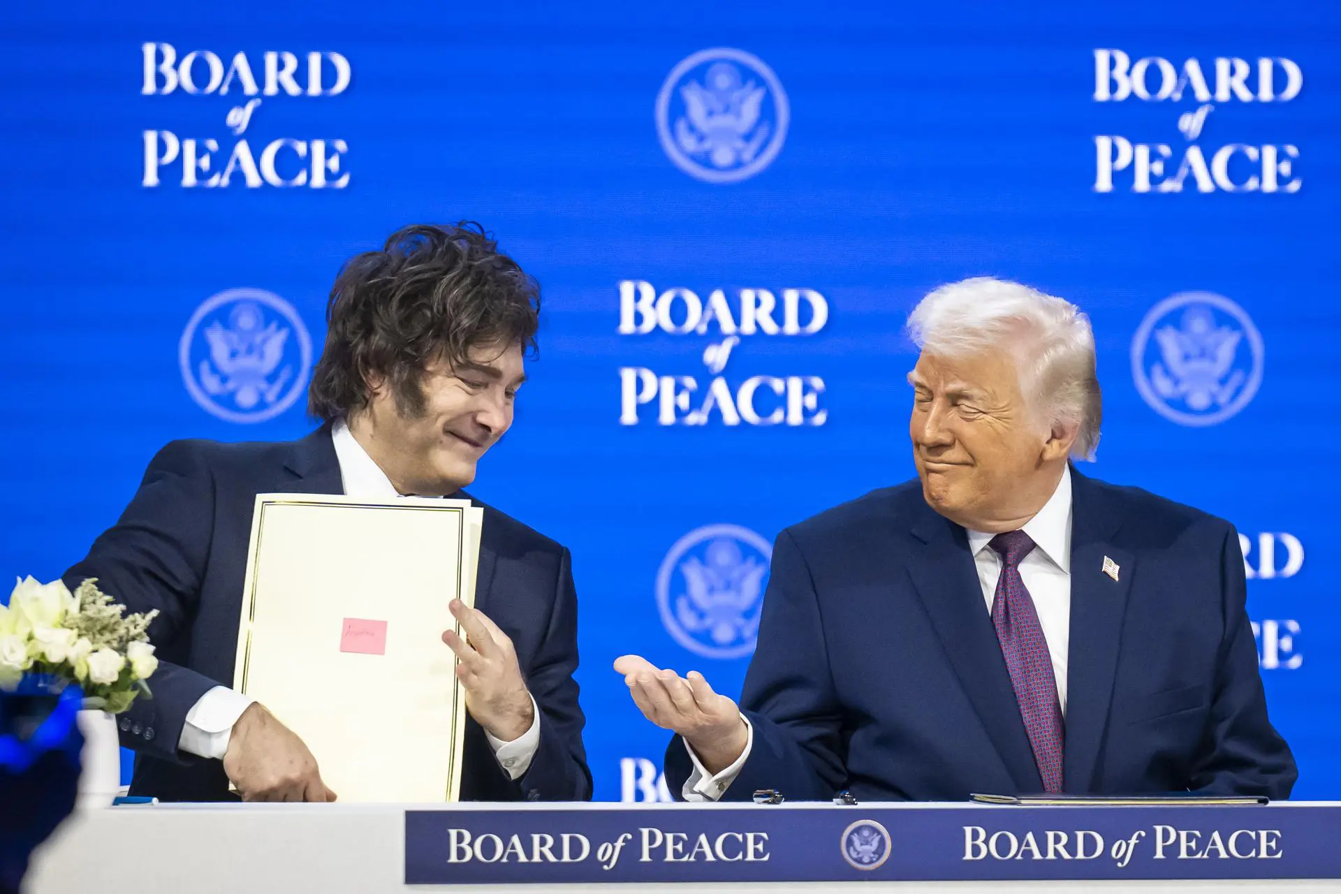 ARGENTINA ASSINA ACORDO SOBRE MINERAIS CRÍTICOS COM EUA