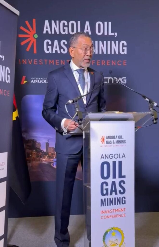REINO UNIDO: MINISTRO DIAMANTINO AZEVEDO DÁ O ‘PONTAPÉ DE ARRANQUE’ A CONFERÊNCIA SOBRE PETRÓLEO, GÁS E MINERAÇÃO REINO UNIDO: MINISTRO DIAMANTINO AZEVEDO DÁ O ‘PONTAPÉ DE ARRANQUE’ A CONFERÊNCIA SOBRE PETRÓLEO, GÁS E MINERAÇÃO