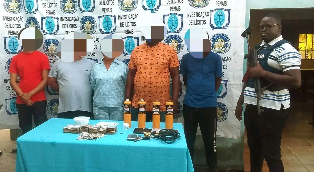 UÍGE: APREENDIDOS MAIS DE QUATRO MILHÕES E OURO EM OPERAÇÃO CONTRA O GARIMPO