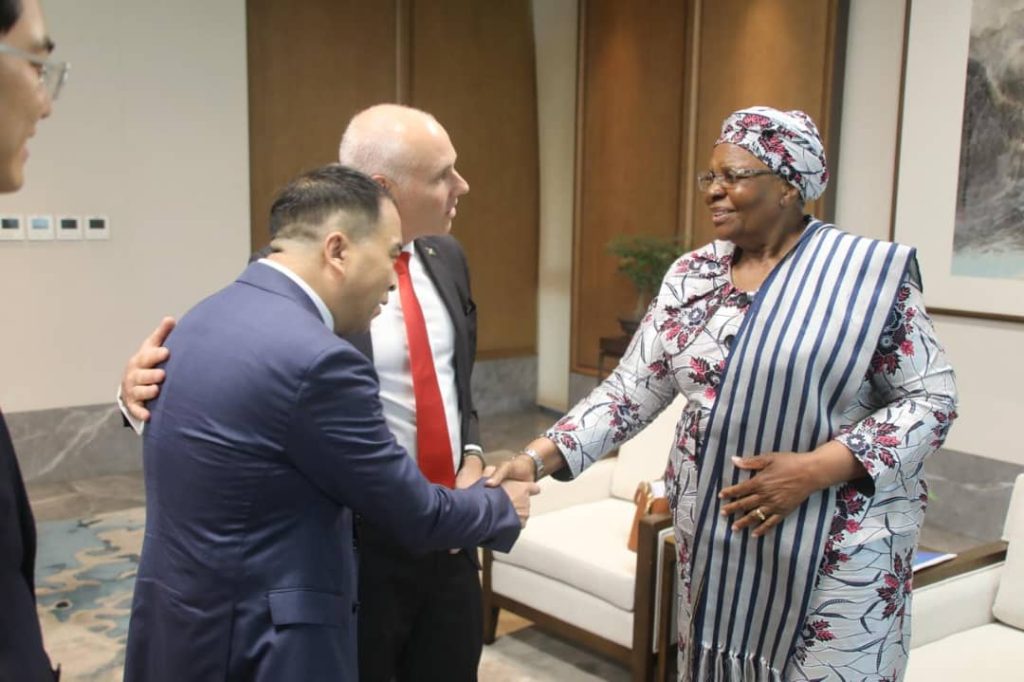 CHINA: PRESIDENTE DA NAMÍBIA REÚNE COM REPRESENTANTES DA EMPRESA CONTRATADA PARA CONSTRUIR MAIOR FÁBRICA DE AMÓNIA VERDE DO MUNDO