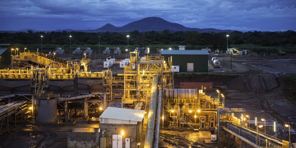 MOÇAMBIQUE: NOVA LEI QUE EXIGE QUE O ESTADO TENHA UMA PARTICIPAÇÃO DE 15% EM TODOS OS EMPREENDIMENTOS DE MINERAÇÃO PODE AFASTAR INVESTIMENTO ESTRANGEIRO MOÇAMBIQUE: NOVA LEI QUE EXIGE QUE O ESTADO TENHA UMA PARTICIPAÇÃO DE 15% EM TODOS OS EMPREENDIMENTOS DE MINERAÇÃO PODE AFASTAR INVESTIMENTO ESTRANGEIRO