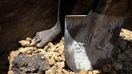 REPÚBLICA CENTRO AFRICANA: DESLIZAMENTO DE TERRA NUMA MINA DE OURO PROVOCA 100 MORTOS REPÚBLICA CENTRO AFRICANA: DESLIZAMENTO DE TERRA NUMA MINA DE OURO PROVOCA 100 MORTOS