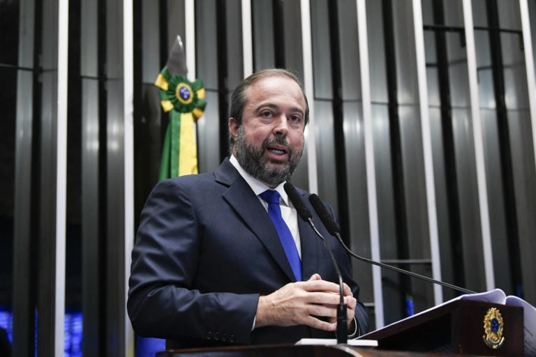 MINERAÇÃO: “VALE VAI VELAR POR GRANDES PROJECTOS NO BRASIL, INCLUSIVE DE TERRAS RARAS”, DIZ SILVEIRA MINERAÇÃO: “VALE VAI VELAR POR GRANDES PROJECTOS NO BRASIL, INCLUSIVE DE TERRAS RARAS”, DIZ SILVEIRA